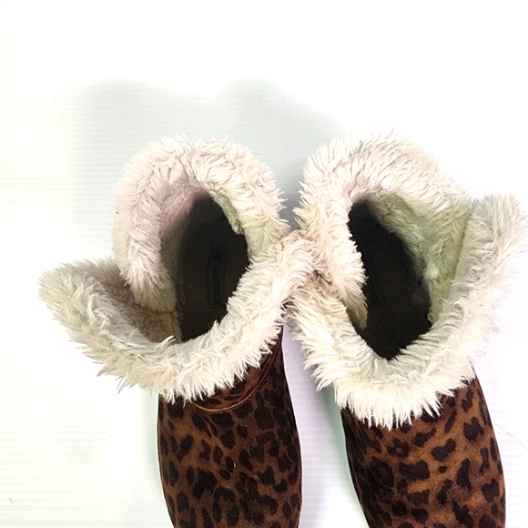 Calistoga 3 Tier Tan Leopard Print Slip on Short Boots Soft Faux Fur Lined Sz 9 - Picture 7 of 7